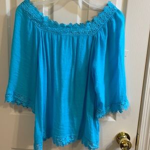 💥Zack & Rachel Women’s Blue Shirt